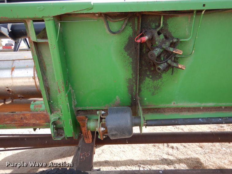 image for item DL3516 1998 John Deere 930  rigid head