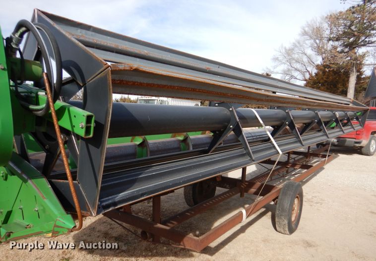 image for item DL3516 1998 John Deere 930  rigid head