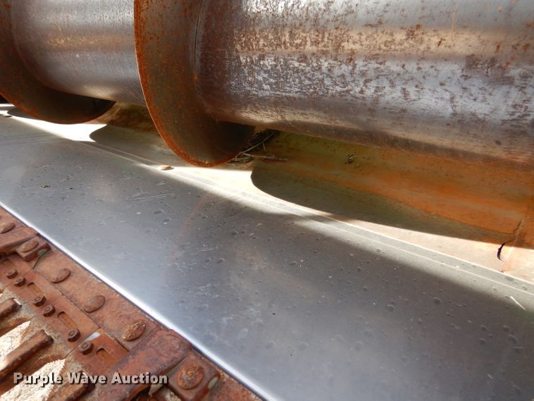 image for item DL3516 1998 John Deere 930  rigid head