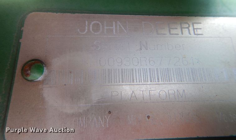 image for item DL3516 1998 John Deere 930  rigid head