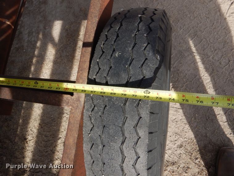 image for item DL3516 1998 John Deere 930  rigid head