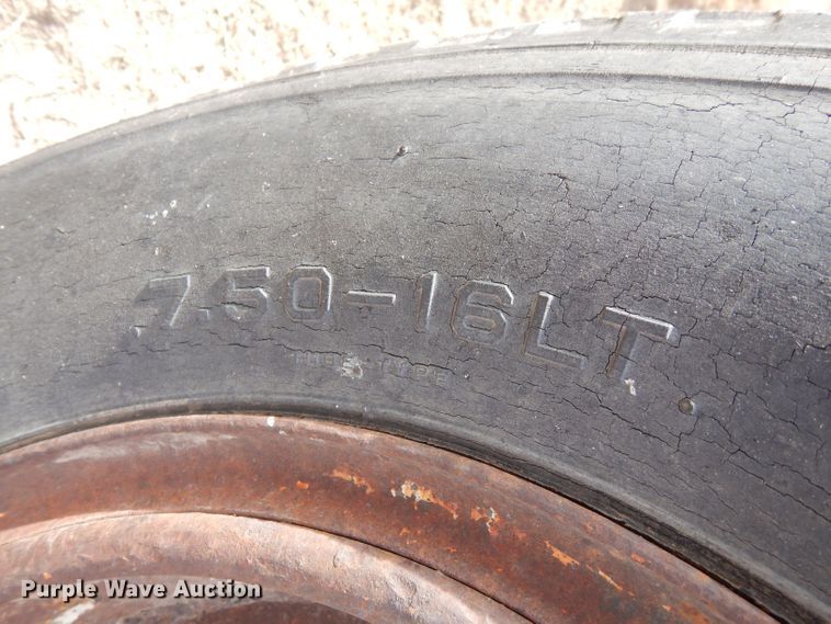 image for item DL3516 1998 John Deere 930  rigid head