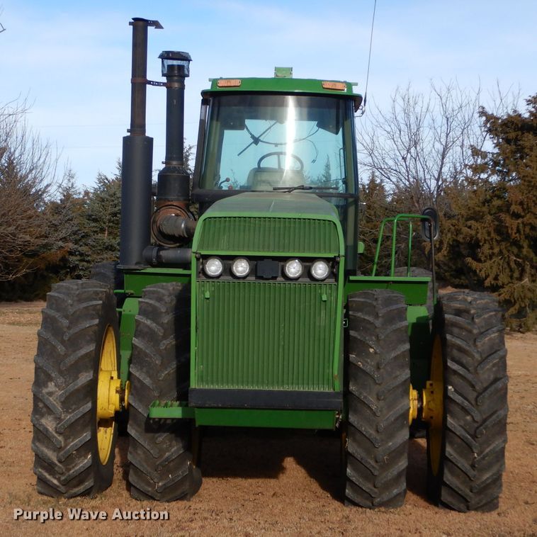 image for item DL3517 1996 John Deere 8770  4WD tractor