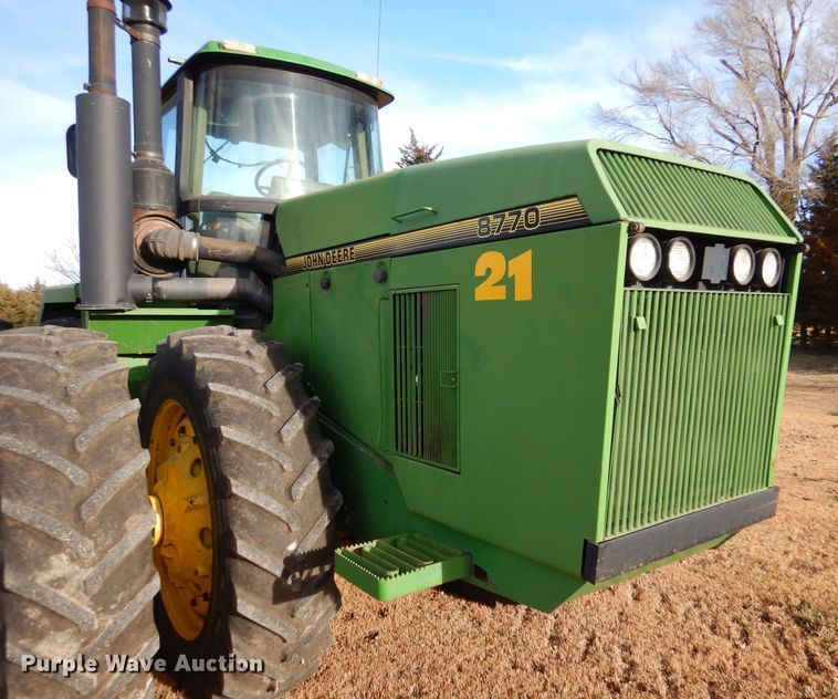 image for item DL3517 1996 John Deere 8770  4WD tractor