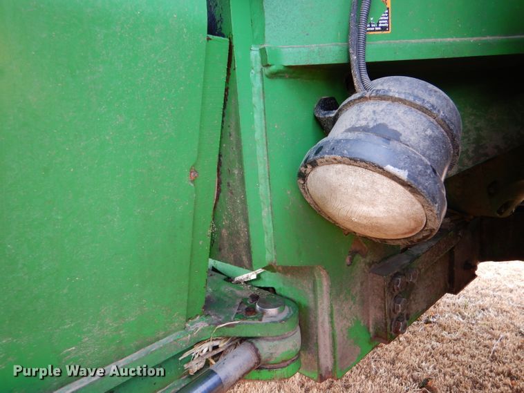 image for item DL3517 1996 John Deere 8770  4WD tractor