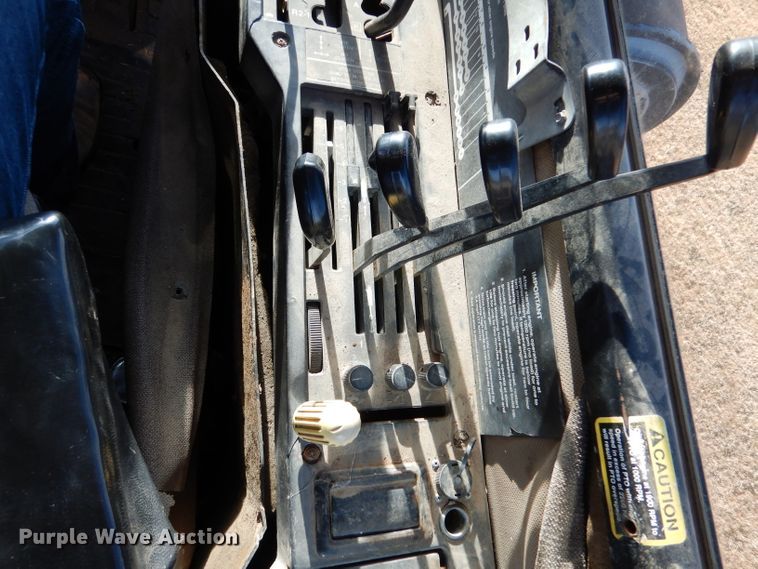 image for item DL3517 1996 John Deere 8770  4WD tractor