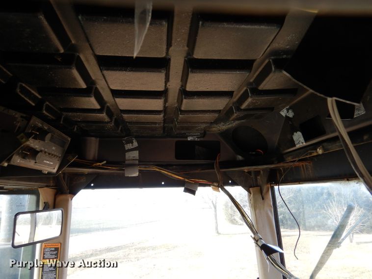 image for item DL3517 1996 John Deere 8770  4WD tractor