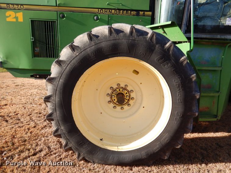 image for item DL3517 1996 John Deere 8770  4WD tractor