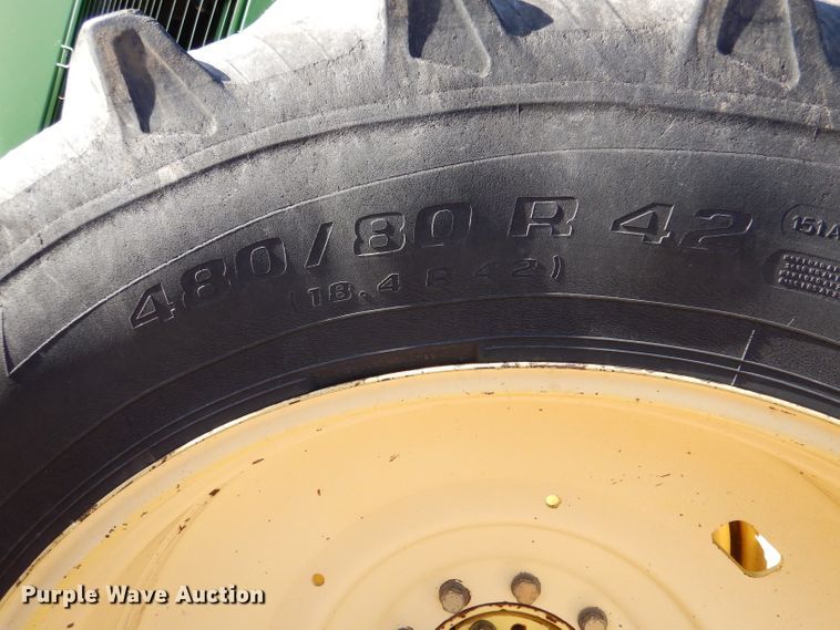 image for item DL3517 1996 John Deere 8770  4WD tractor