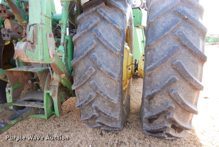 image for item DL3517 1996 John Deere 8770  4WD tractor