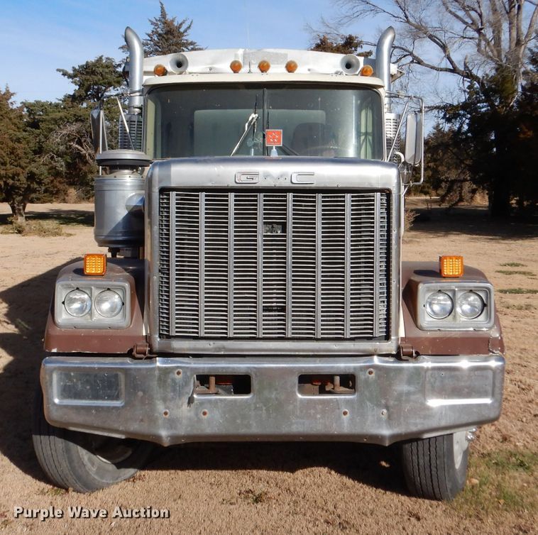 image for item DL3518 1980 GMC General  grain truck