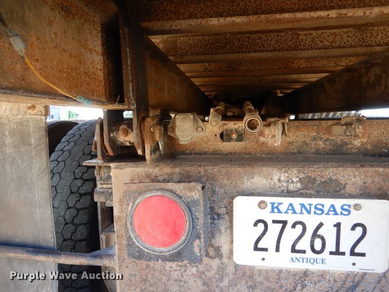 image for item DL3518 1980 GMC General  grain truck