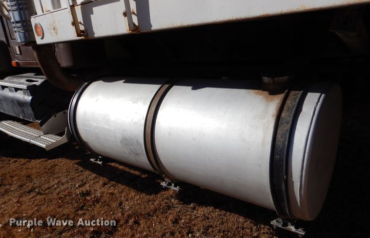 image for item DL3518 1980 GMC General  grain truck