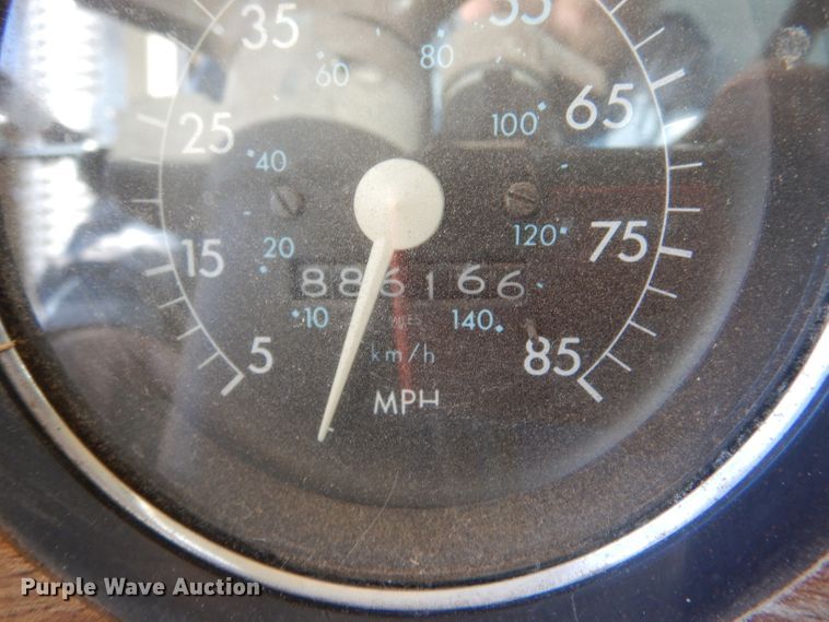 image for item DL3518 1980 GMC General  grain truck