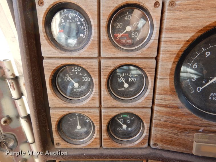 image for item DL3518 1980 GMC General  grain truck