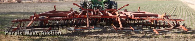 image for item DL3520 Sunflower 1230-27  tandem off-set disk