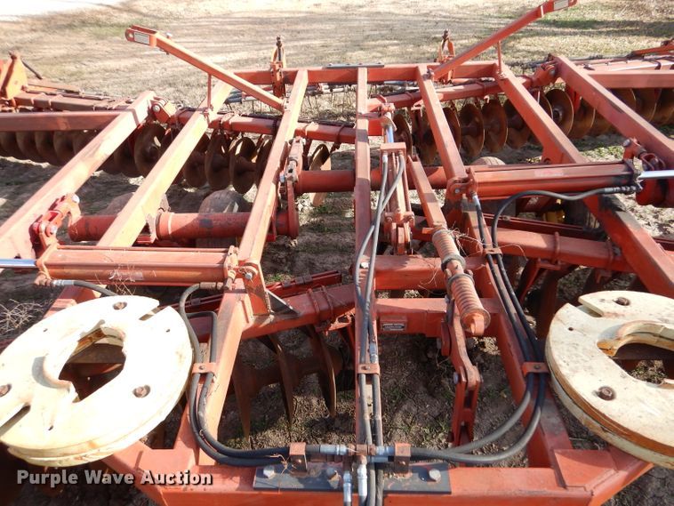 image for item DL3520 Sunflower 1230-27  tandem off-set disk