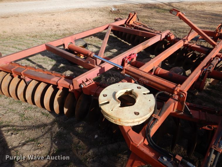 image for item DL3520 Sunflower 1230-27  tandem off-set disk