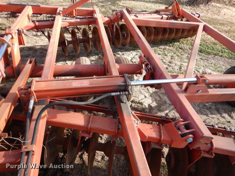 image for item DL3520 Sunflower 1230-27  tandem off-set disk