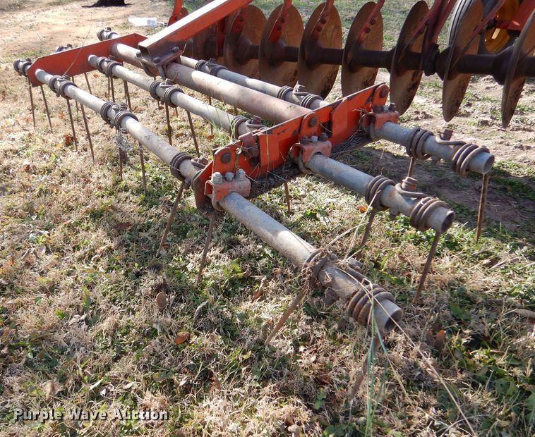 image for item DL3520 Sunflower 1230-27  tandem off-set disk