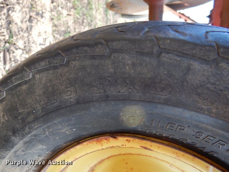 image for item DL3520 Sunflower 1230-27  tandem off-set disk