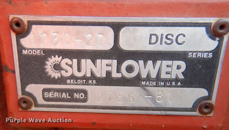 image for item DL3520 Sunflower 1230-27  tandem off-set disk