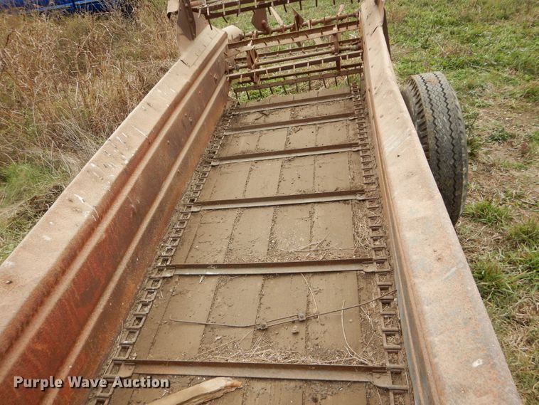 image for item DM0701 Case  manure spreader