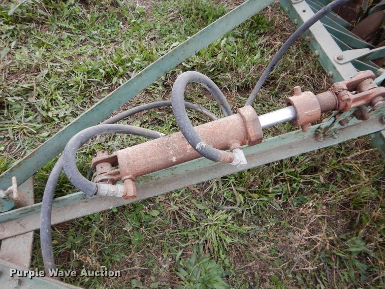 image for item DM0702 John Deere FB B  grain drill