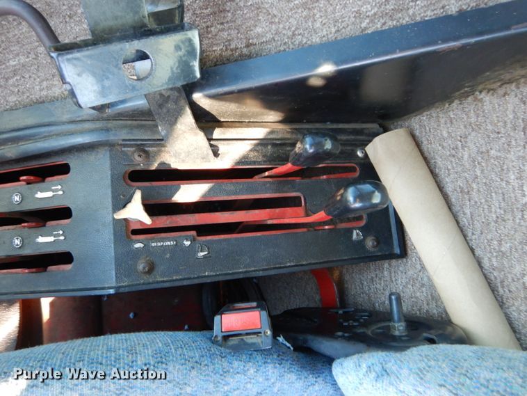 image for item DM4420 1977 International 986  tractor