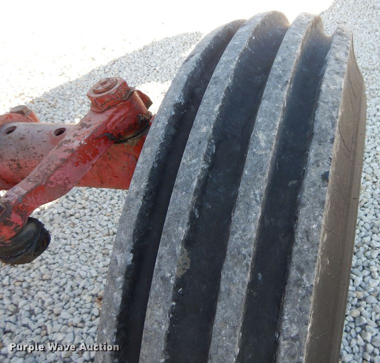 image for item DM4420 1977 International 986  tractor