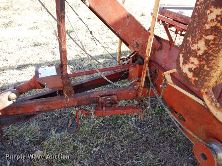 image for item DM4421 New Holland Stackliner 1010  bale stacker