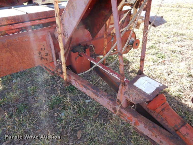 image for item DM4421 New Holland Stackliner 1010  bale stacker