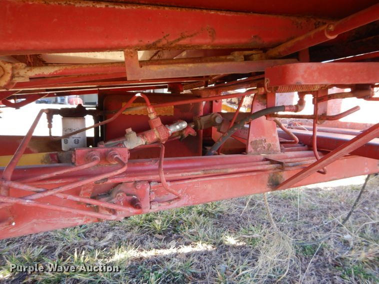 image for item DM4421 New Holland Stackliner 1010  bale stacker