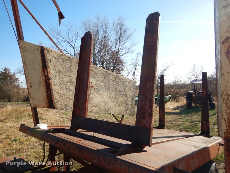 image for item DM4421 New Holland Stackliner 1010  bale stacker