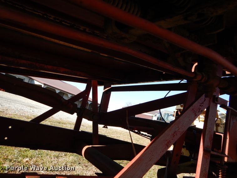 image for item DM4421 New Holland Stackliner 1010  bale stacker