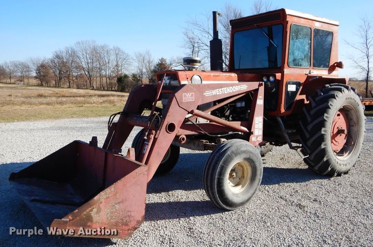 image for item DM4422 1972 Massey Ferguson 1130  tractor