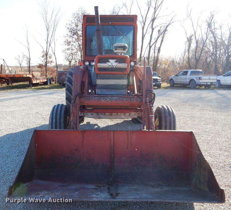 image for item DM4422 1972 Massey Ferguson 1130  tractor