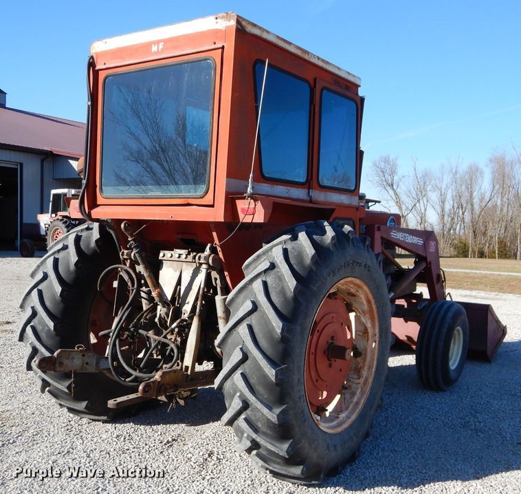 image for item DM4422 1972 Massey Ferguson 1130  tractor