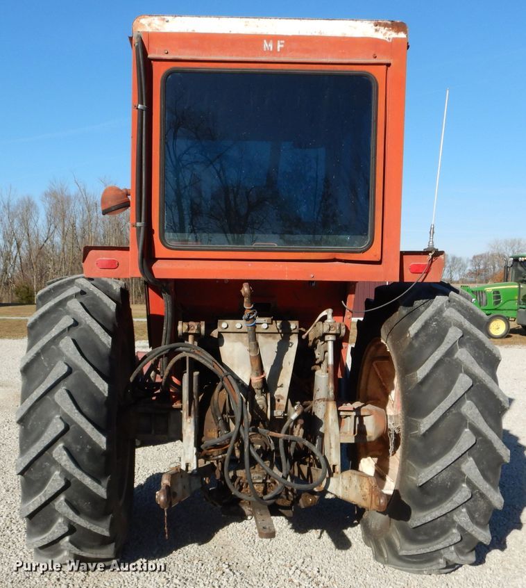 image for item DM4422 1972 Massey Ferguson 1130  tractor