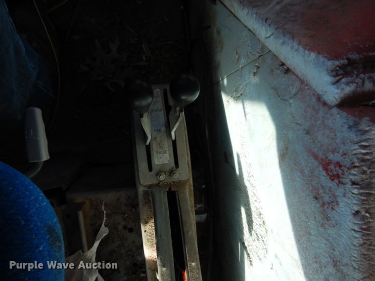 image for item DM4422 1972 Massey Ferguson 1130  tractor