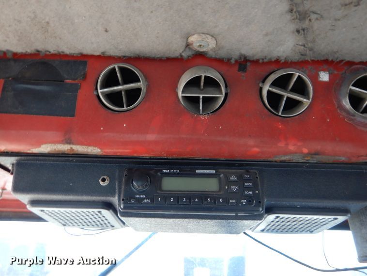 image for item DM4422 1972 Massey Ferguson 1130  tractor