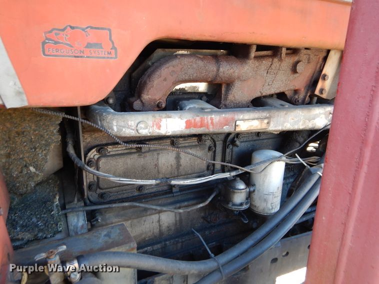 image for item DM4422 1972 Massey Ferguson 1130  tractor