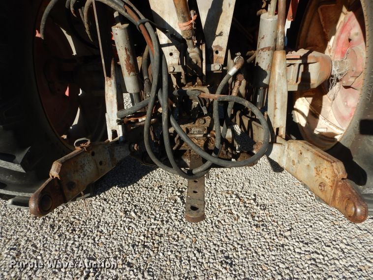 image for item DM4422 1972 Massey Ferguson 1130  tractor