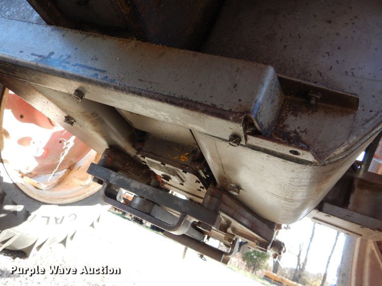 image for item DM4422 1972 Massey Ferguson 1130  tractor