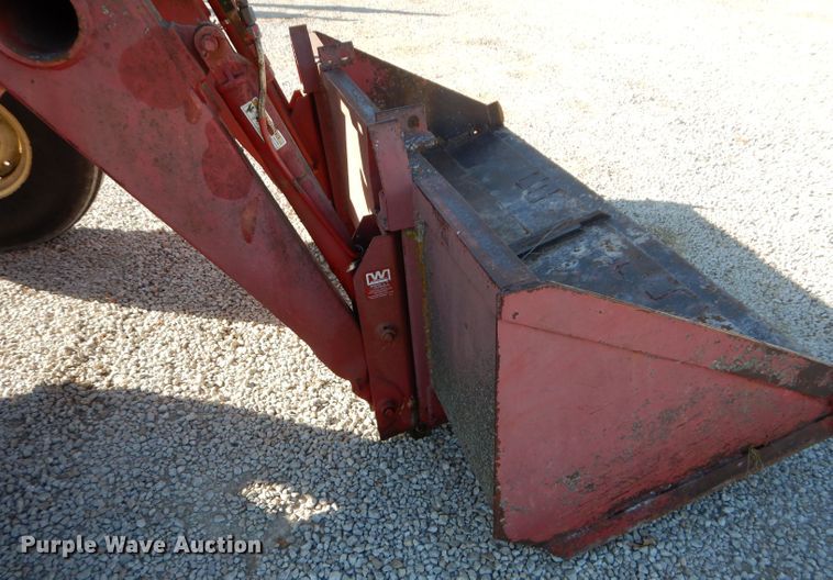 image for item DM4422 1972 Massey Ferguson 1130  tractor