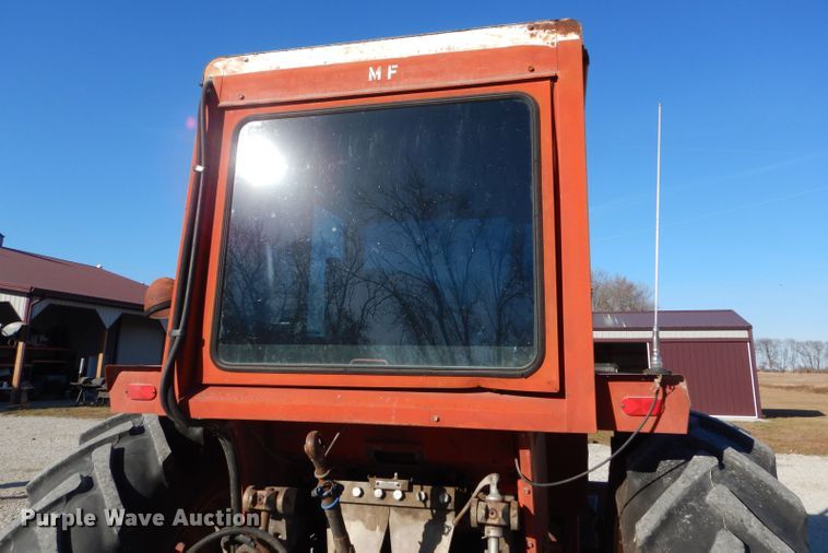 image for item DM4422 1972 Massey Ferguson 1130  tractor