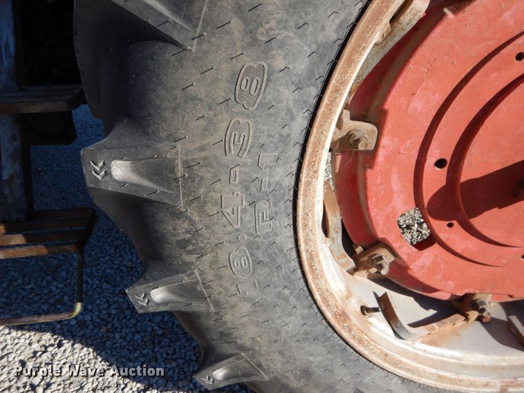 image for item DM4422 1972 Massey Ferguson 1130  tractor