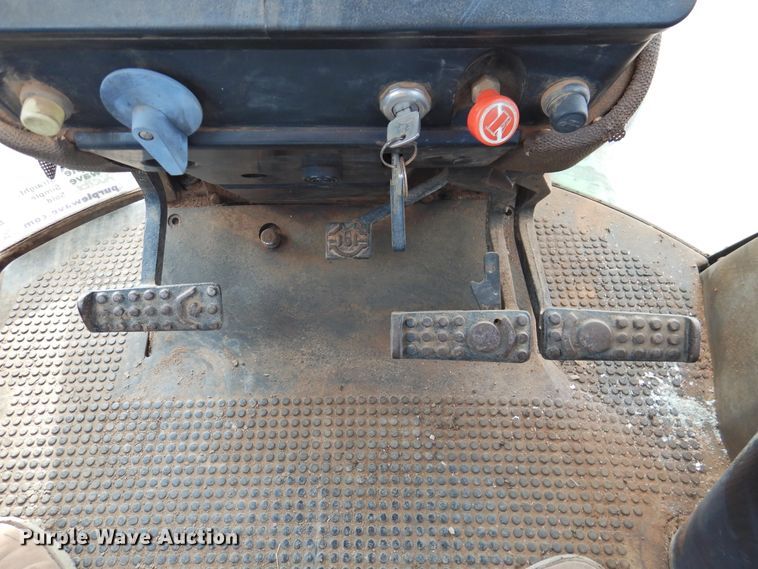 image for item DN0072 1990 John Deere 4555  tractor