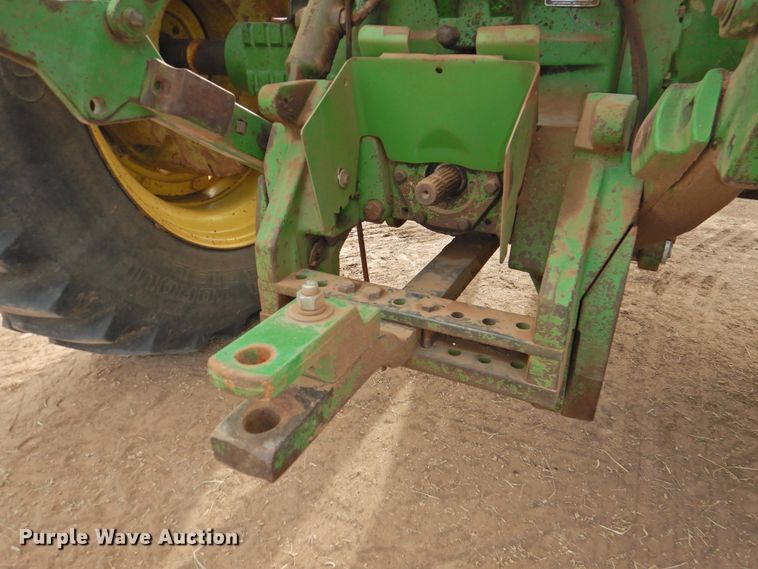 image for item DN0072 1990 John Deere 4555  tractor