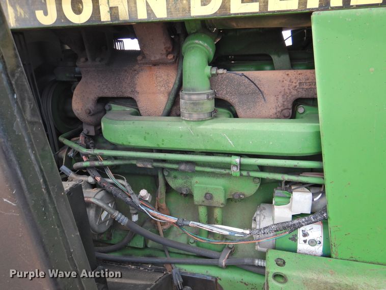 image for item DN0072 1990 John Deere 4555  tractor